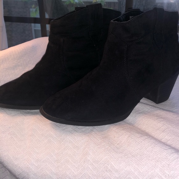 ❤️‍🔥 Healed microsuede Boots Black Size 9 - Picture 2 of 5
